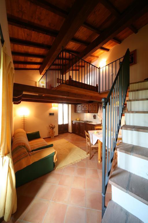 Agriturismo Monte Valentino 피에트라루냐 객실 사진
